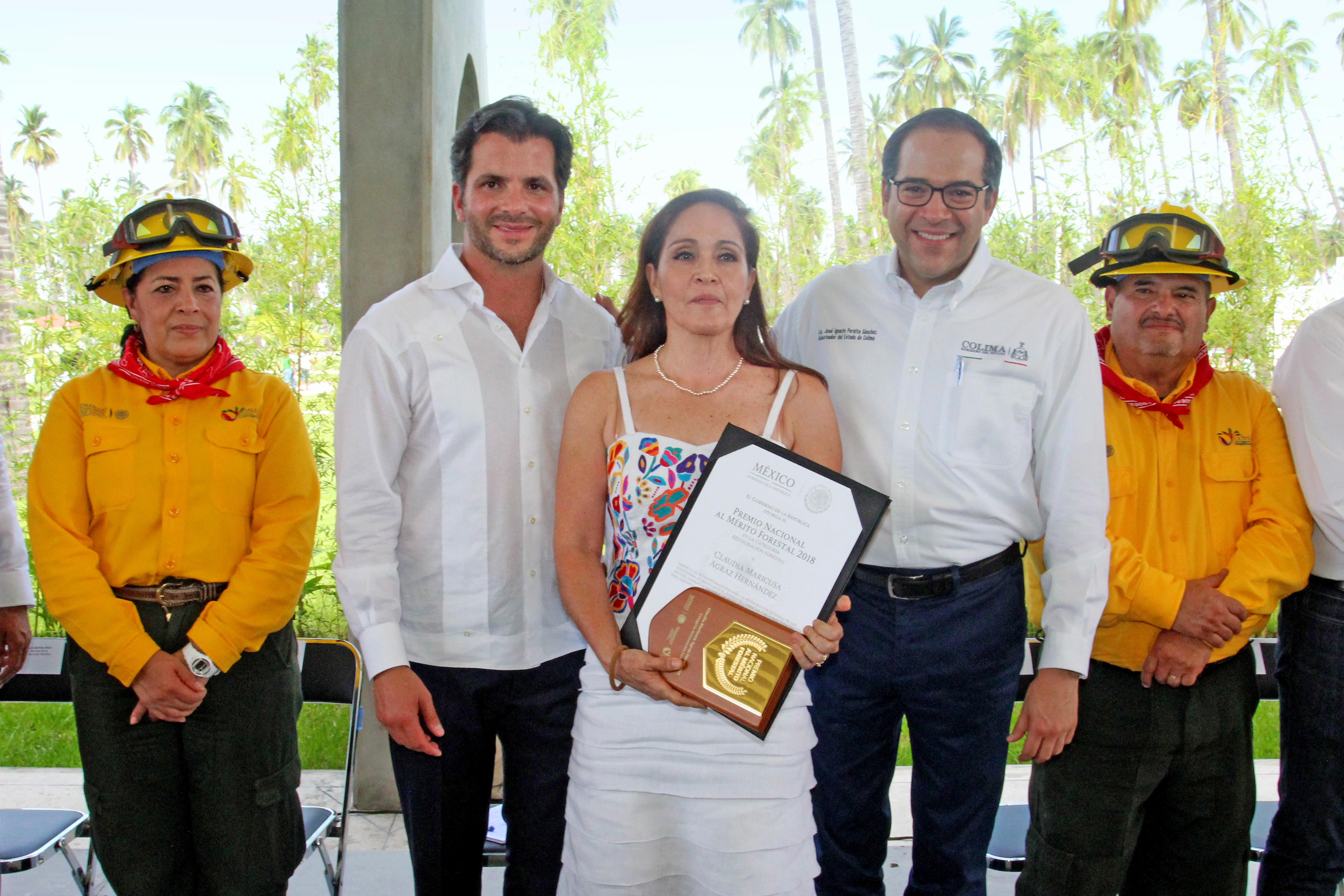 Recibe investigadora de la UAC Premio Nacional al Mérito Forestal  otorgado por el Gobierno Federal